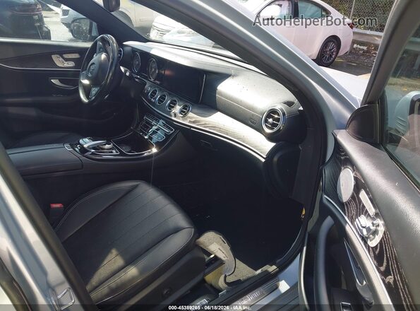 WDDZF4KB0HA217328 2017 MERCEDES-BENZ E-CLASS Light Blue Front interior view