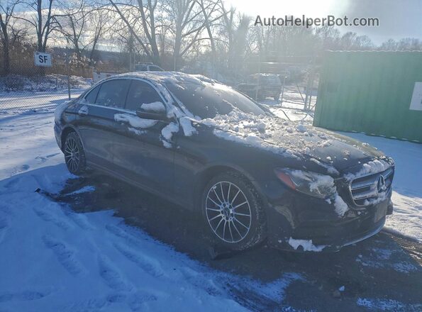 WDDZF4KB0JA338043 2018 MERCEDES-BENZ E Black Przód prawy