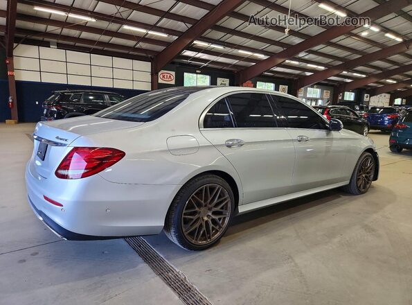 WDDZF4KB0JA397688 2018 MERCEDES-BENZ E Серебряный Задняя правая четверть