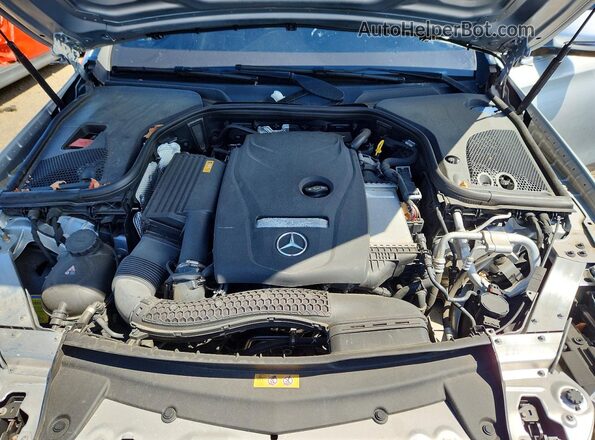WDDZF4KB0JA397688 2018 MERCEDES-BENZ E Серебряный Вид задней части салона