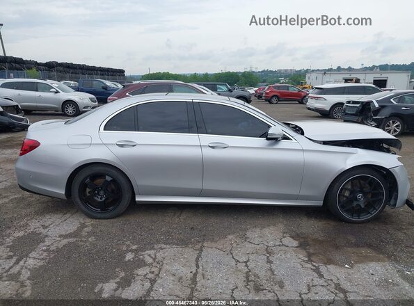 WDDZF4KB1KA582978 2019 MERCEDES-BENZ E-CLASS Silver Սալոնի 360 աստիճան տեսք