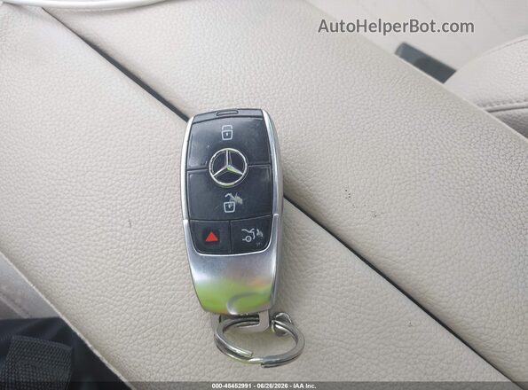 WDDZF4KB2HA122639 2017 MERCEDES-BENZ E-CLASS Черный Вид панели приборов