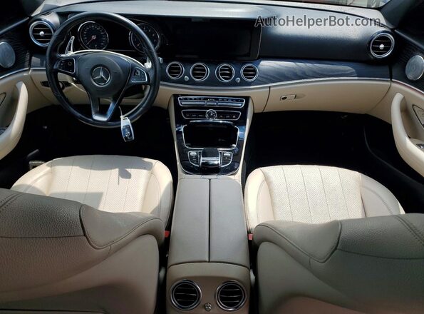 WDDZF4KB4HA105728 2017 MERCEDES-BENZ E Blue Vista del salpicadero