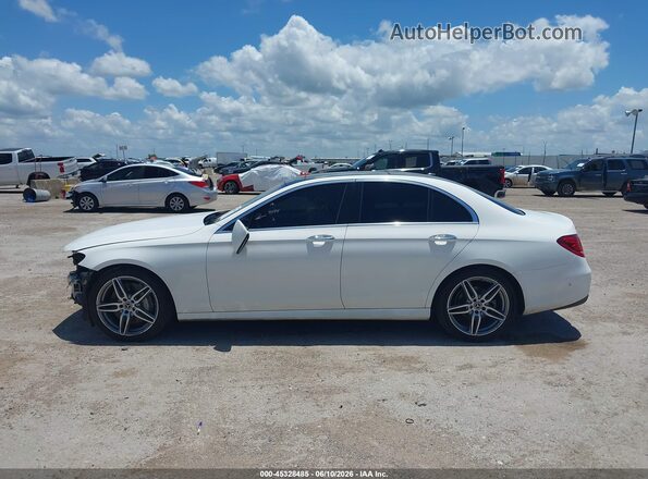 WDDZF4KB4JA358022 2018 MERCEDES-BENZ E-CLASS White სალონის 360-გრადუსიანი ხედი