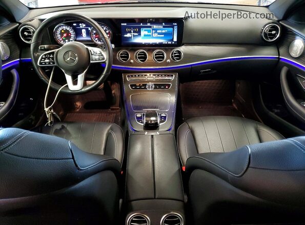 WDDZF4KB4KA573028 2019 MERCEDES-BENZ E Gray Widok deski rozdzielczej