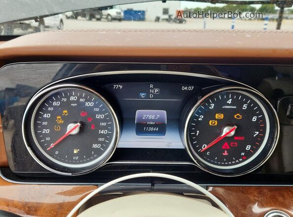 WDDZF4KB5HA128421 2017 MERCEDES-BENZ E Gray ხელსაწყოთა პანელის ხედი