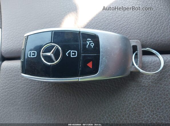 WDDZF4KB6HA030630 2017 MERCEDES-BENZ E-CLASS Black Widok deski rozdzielczej