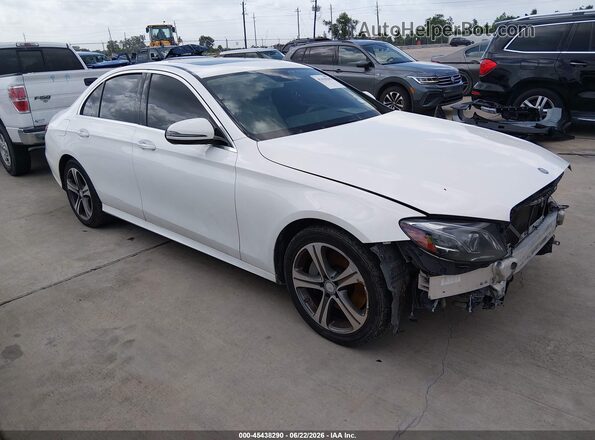 WDDZF4KB6HA136012 2017 MERCEDES-BENZ E-CLASS White უკანა სალონის ხედი