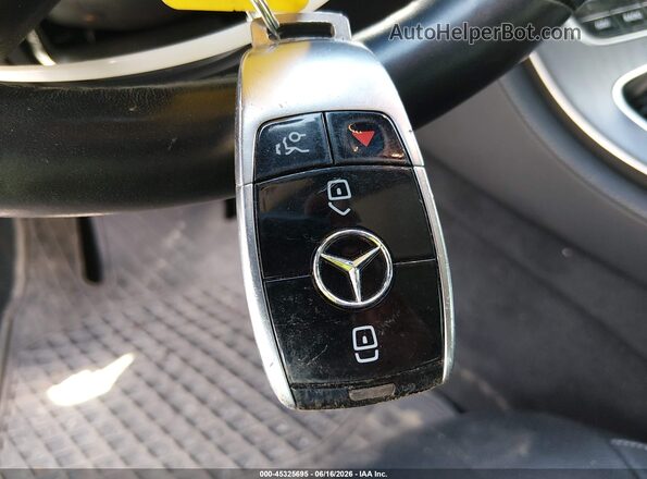 WDDZF4KB6JA463483 2018 MERCEDES-BENZ E-CLASS White Vista del salpicadero
