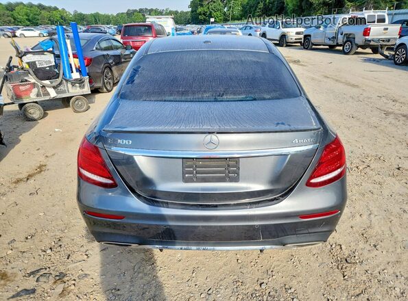 WDDZF4KB7HA076113 2017 MERCEDES-BENZ E Gray Widok z tyłu
