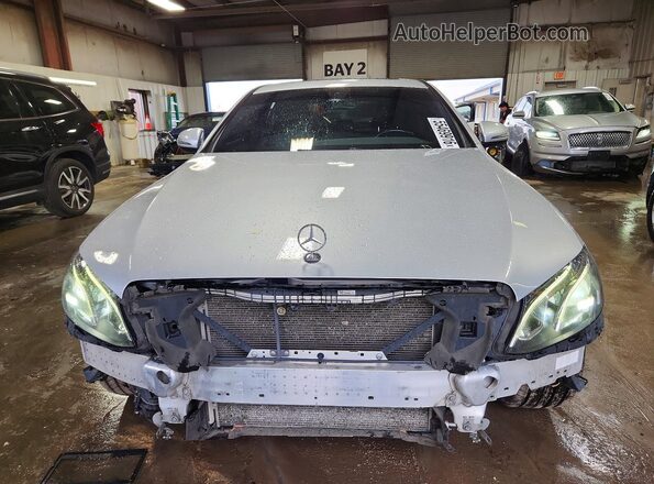 WDDZF4KB7HA233333 2017 MERCEDES-BENZ E Silver Widok z przodu