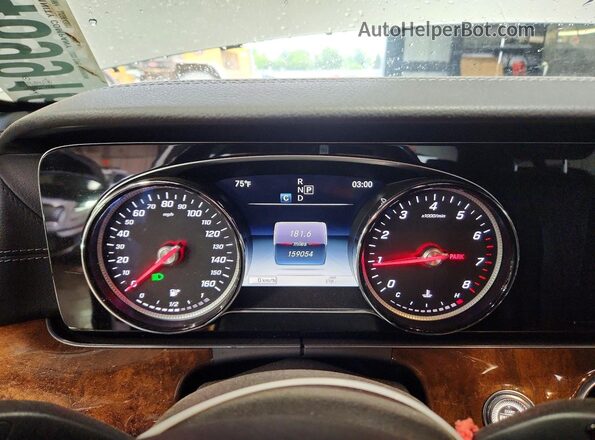 WDDZF4KB7HA233333 2017 MERCEDES-BENZ E Silver Widok zestawu wskaźników