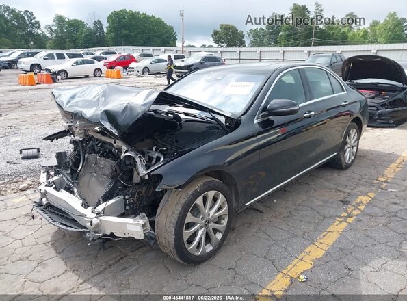 WDDZF4KB7HA255011 2017 MERCEDES-BENZ E-CLASS Черный Передняя левая четверть