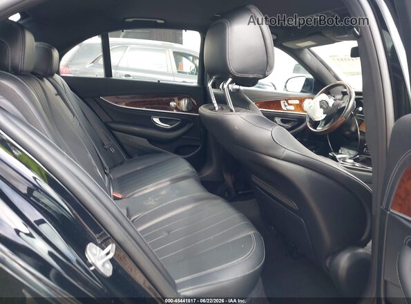 WDDZF4KB7HA255011 2017 MERCEDES-BENZ E-CLASS Черный Вид наклейки с VIN-кодом