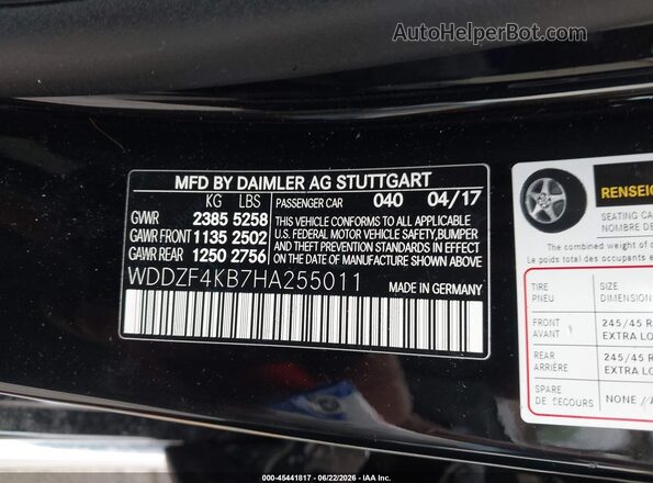 WDDZF4KB7HA255011 2017 MERCEDES-BENZ E-CLASS Черный Вид подкапотного пространства