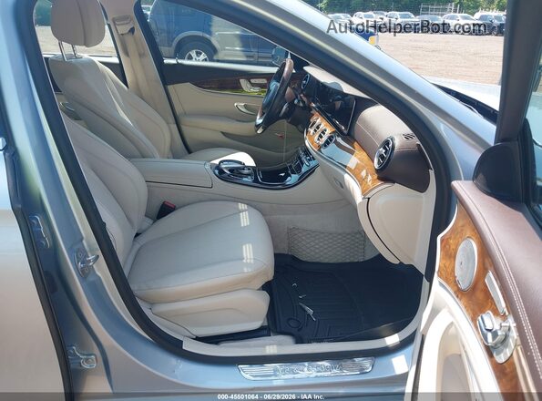 WDDZF4KB7JA347998 2018 MERCEDES-BENZ E-CLASS Silver Widok wnętrza z przodu