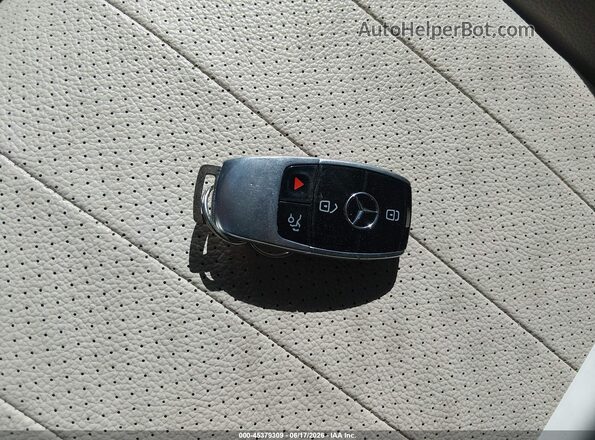 WDDZF4KB7KA622979 2019 MERCEDES-BENZ E-CLASS Белый Вид панели приборов