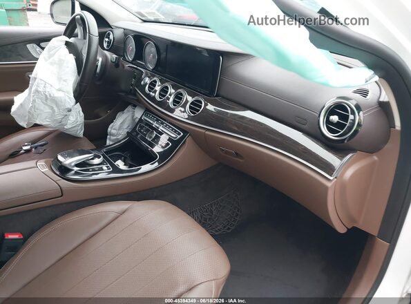 WDDZF4KB8HA065217 2017 MERCEDES-BENZ E-CLASS White Vista interior delantera