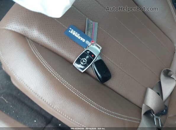 WDDZF4KB8HA065217 2017 MERCEDES-BENZ E-CLASS White Vista del salpicadero