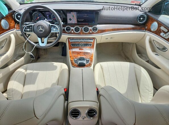 WDDZF4KBXKA551874 2019 MERCEDES-BENZ E Black Widok deski rozdzielczej