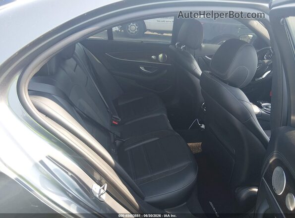 WDDZF6EB2JA313197 2018 MERCEDES-BENZ AMG E 43 Gray Vista de la etiqueta del VIN
