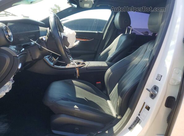 WDDZF8DB0LA702033 2020 MERCEDES-BENZ E White Vista interior delantera