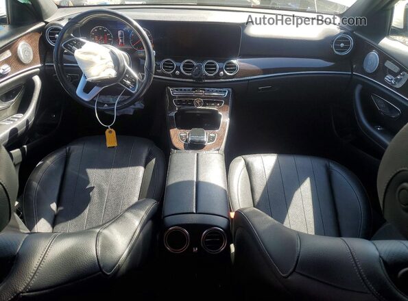 WDDZF8DB0LA702033 2020 MERCEDES-BENZ E White Vista del salpicadero