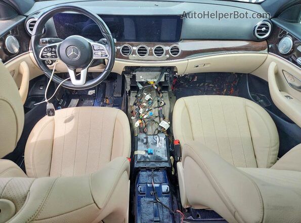 WDDZF8DB0LA749806 2020 MERCEDES-BENZ E Blue Առջևի վահանակի տեսք