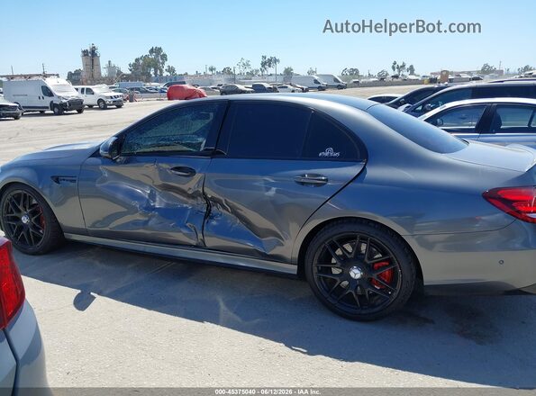 WDDZF8KB1JA350855 2018 MERCEDES-BENZ AMG E 63 Gray Սալոնի 360 աստիճան տեսք
