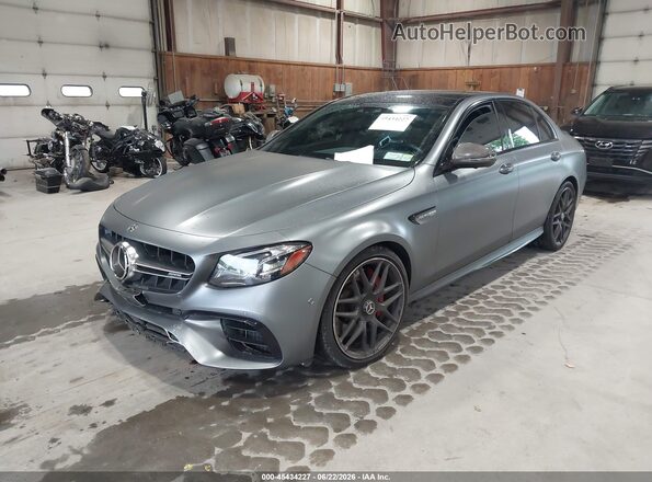 WDDZF8KB1JA377067 2018 MERCEDES-BENZ AMG E 63 Gray Front left