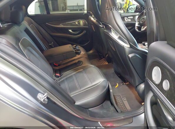 WDDZF8KB1JA377067 2018 MERCEDES-BENZ AMG E 63 Gray VIN sticker view