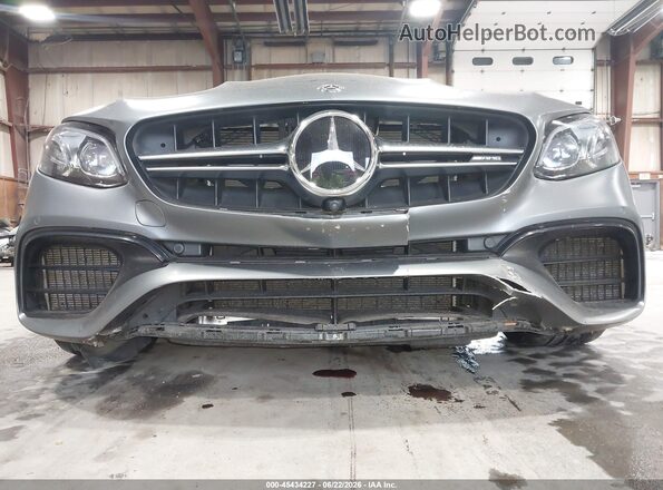 WDDZF8KB1JA377067 2018 MERCEDES-BENZ AMG E 63 Gray Front view