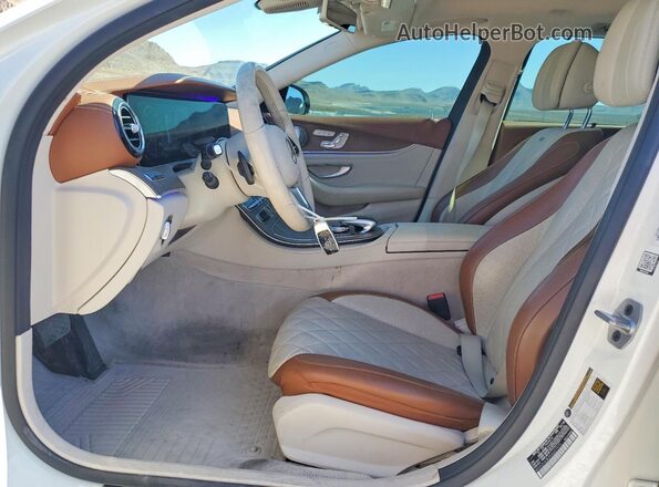 WDDZH6JB2KA607975 2019 MERCEDES-BENZ E White Front interior view