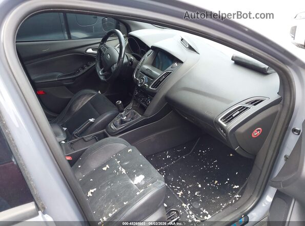 WF0DP3TH0G4117318 2016 FORD FOCUS RS Gray Vista interior delantera