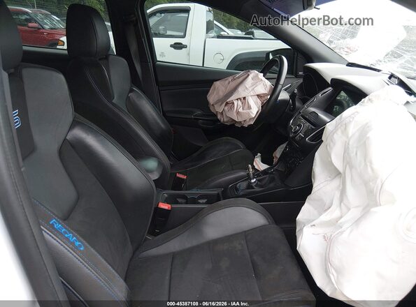 WF0DP3TH9H4120834 2017 FORD FOCUS RS White Vista interior delantera