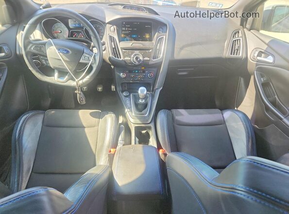 WF0DP3TH9H4121224 2017 FORD FOCUS Gray Вид панелі приладів