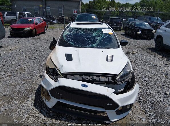 WF0DP3TH9H4122213 2017 FORD FOCUS RS White Widok z przodu