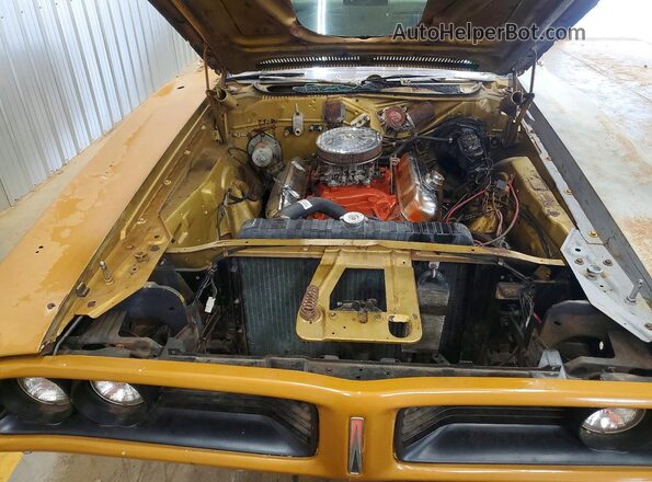 WH23G2G175336 1972 DODGE CHARGER Gold Widok wnętrza z tyłu