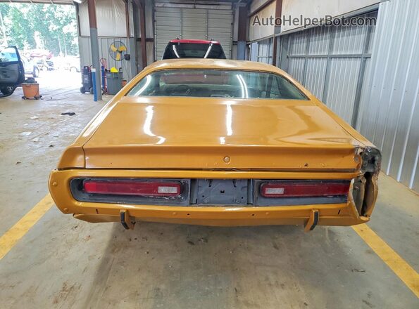 WH23G2G175336 1972 DODGE CHARGER Gold Widok z tyłu