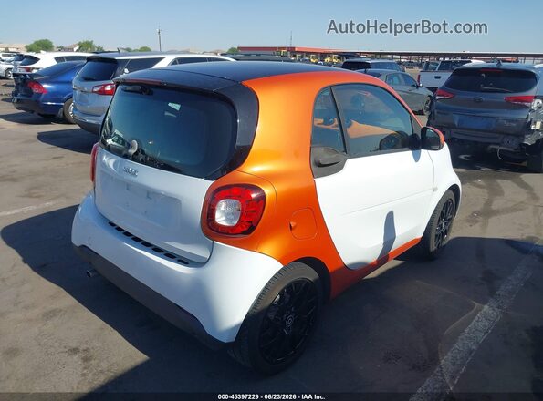 WMEFJ5DA2GK051930 2016 SMART FORTWO White Tył prawy