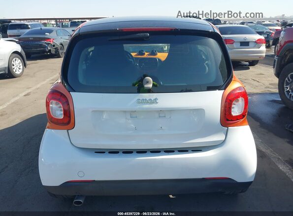 WMEFJ5DA2GK051930 2016 SMART FORTWO White 