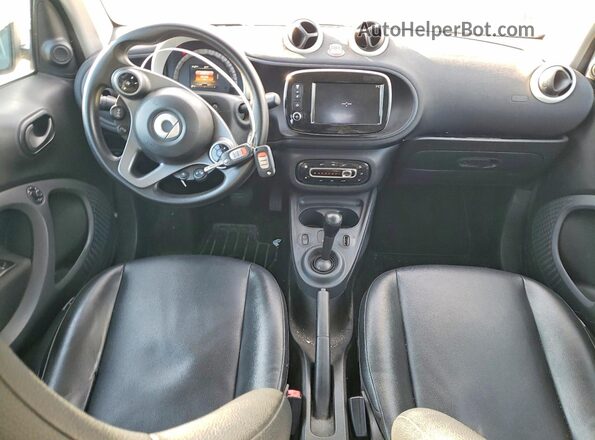 WMEFJ5DA4GK082192 2016 SMART FORTWO Silver წინა პანელის ხედი