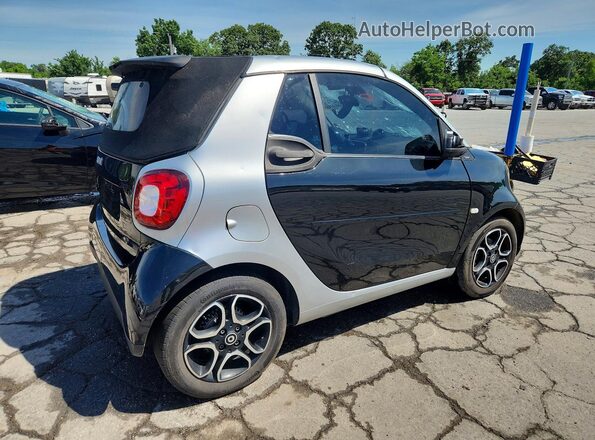 WMEFK5DA2HK137429 2017 SMART FORTWO Black Հետևի աջ
