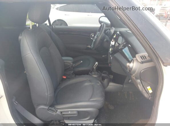 WMW23DL0XP3P61790 2023 MINI CONVERTIBLE Бежевый Вид салона спереди