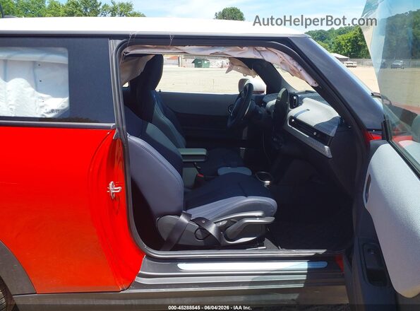 WMW23GD04T2Y32157 2026 MINI HARDTOP Red Widok wnętrza z przodu