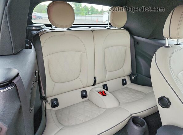 WMW43DL03P3P57251 2023 MINI COOPER White Հետևի նստատեղերի տեսք