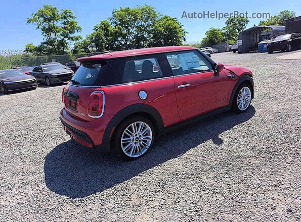 WMW53DH06R2U96882 2024 MINI COOPER Красный Передняя правая четверть