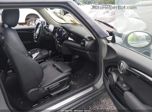 WMW53DH07N2R42435 2022 MINI HARDTOP Gray Front interior view