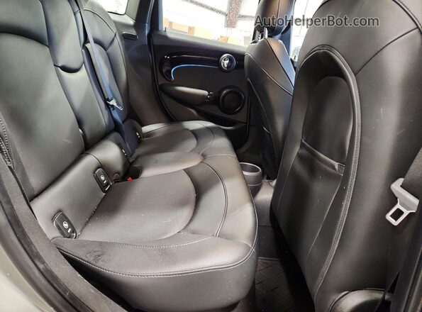WMW53DK00N2S23116 2022 MINI COOPER Gray Rear interior view