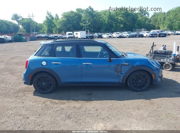 WMW53DK02N2R49057 2022 MINI HARDTOP Dark Blue Rear interior view